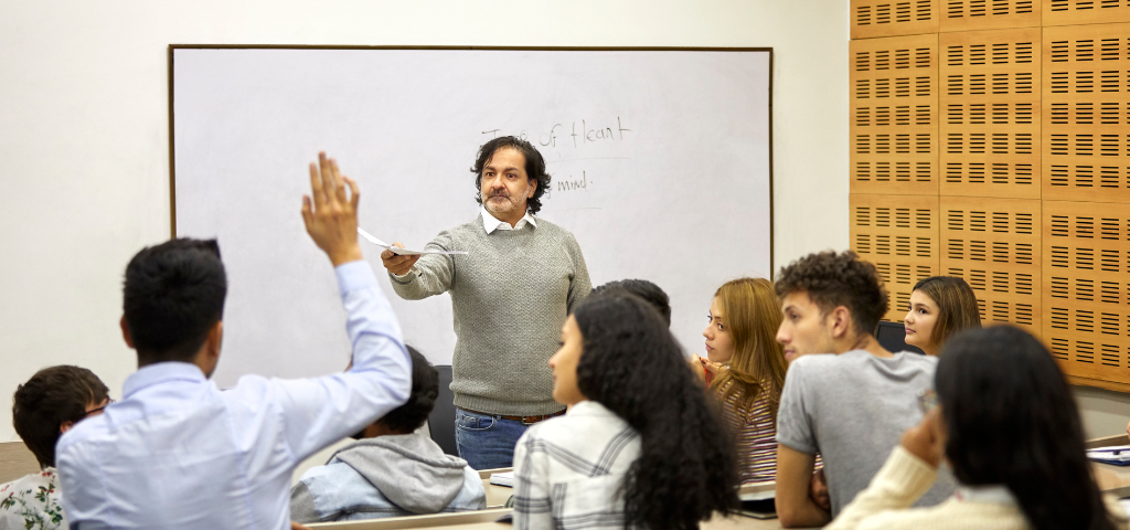 4 Questions to Ask Your First MBA Professor
