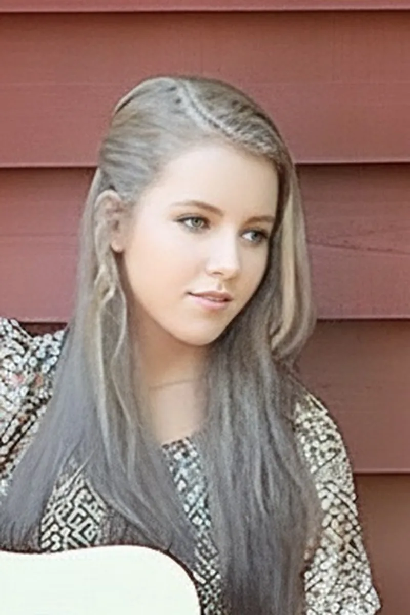 Ashlyn Dever